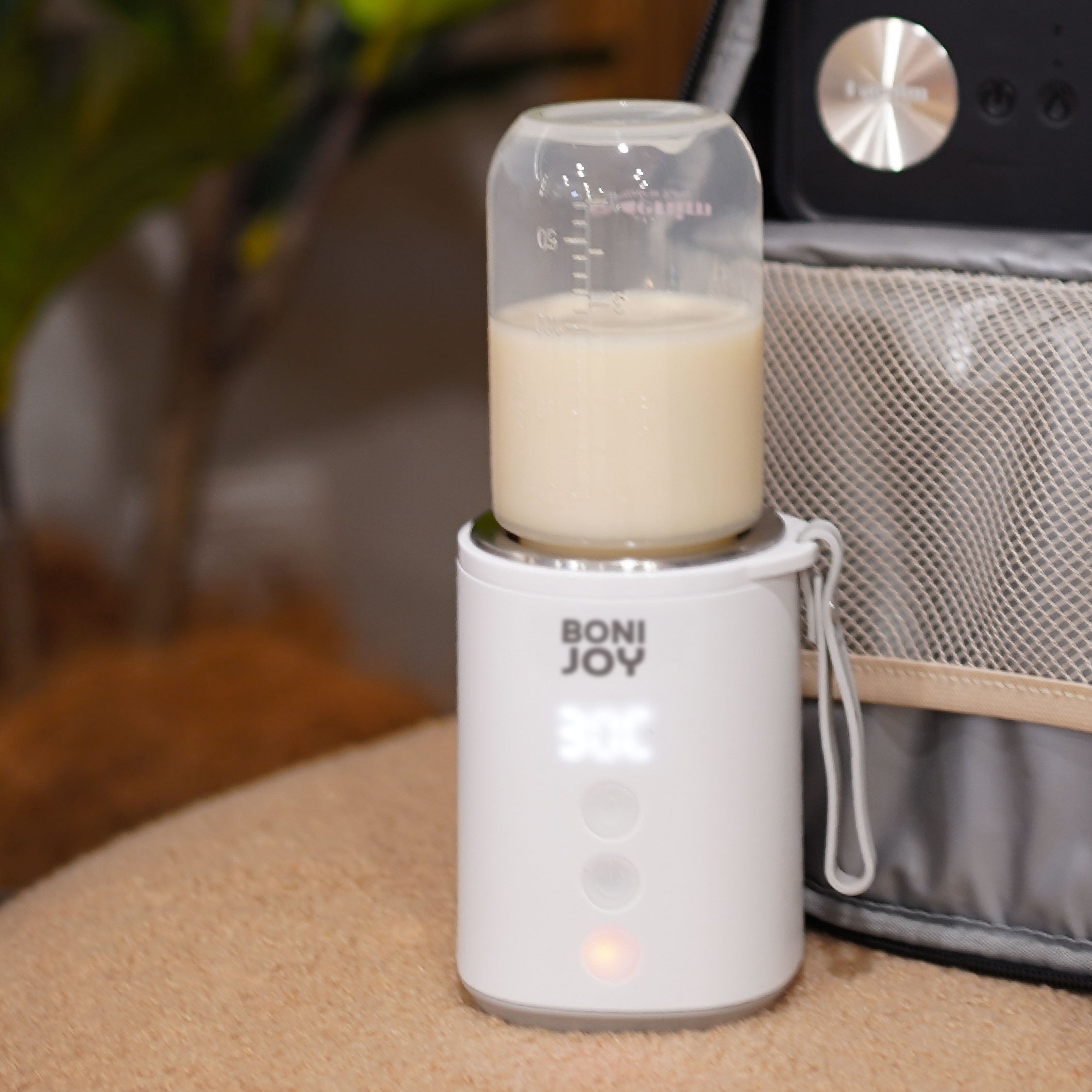 Heat Buddee GO™ Portable Bottle Warmer